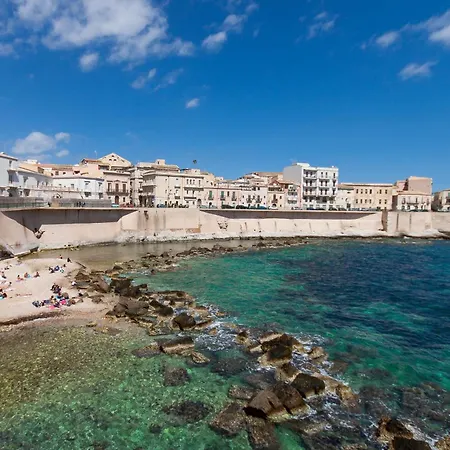 Apartamento Xenia And Selene 200m From Sea